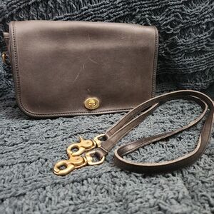 Vintage Coach Forest Green Penny Pocket Purse #0352-141